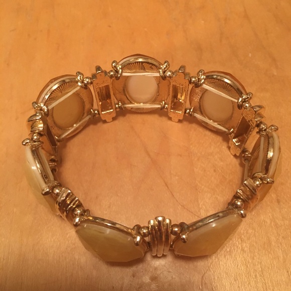 Yellow Oval Costume Stretch Bracelet - Picture 2 of 3